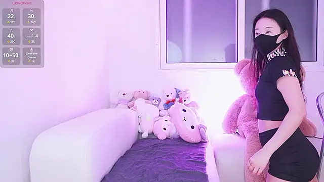 sexyjoy95 online show from April 2026 10:41:02 AM