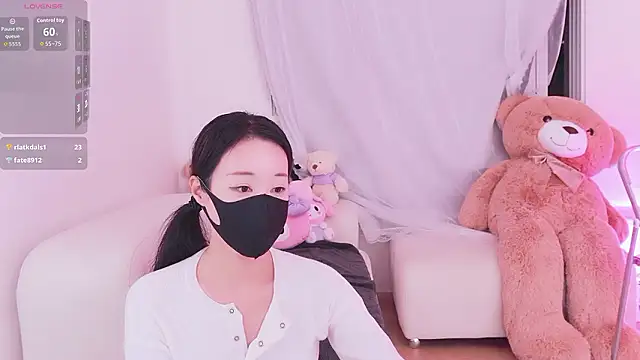 sexyjoy95 online show from May 2026 11:04:02 AM