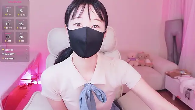 sexyjoy95 online show from June 2026 10:39:01 AM