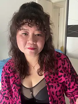 juzi198 online show from April 2026 02:39:01 AM