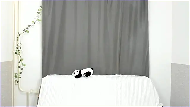 Emily Nelsonn online show from May 2026 05:19:02 PM