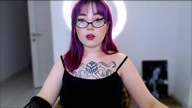 MistressEdith online show from May 2026 09:17:02 AM