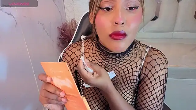 naomitp online show from May 2026 12:33:01 PM