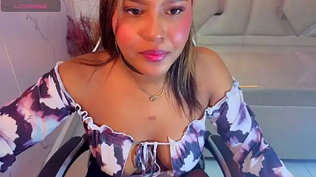 naomitp online show from June 2026 12:33:01 PM