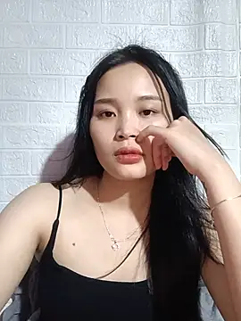 Akile80 online show from May 2026 03:33:02 PM