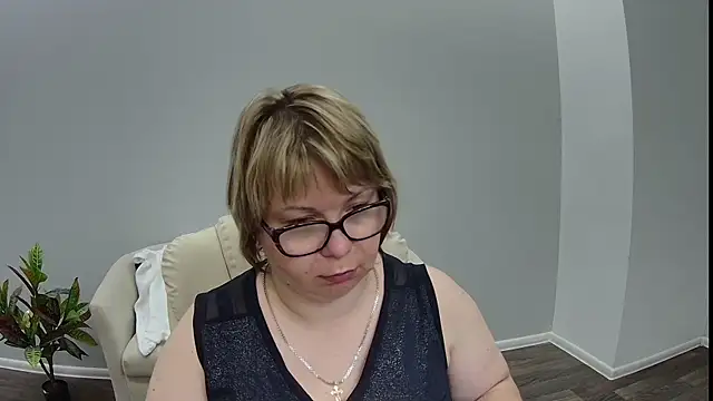 BonnnyBoobsy online show from July 2026 06:10:02 PM