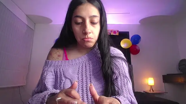 Melannyy V online show from July 2026 01:24:01 PM