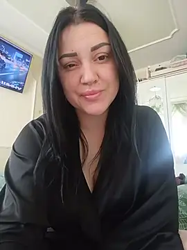Elsie-Nora online show from May 2026 06:43:02 AM