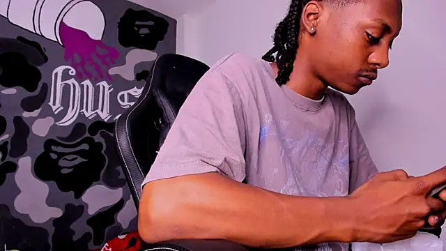 Bryxxxon online show from May 2026 03:08:01 PM