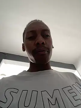 Bryxxxon online show from May 2026 04:25:02 PM