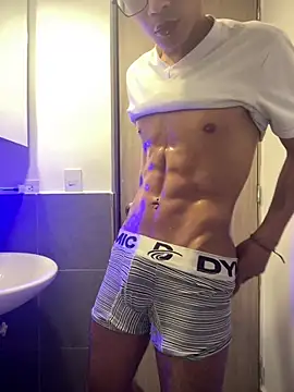 ronald maximo19 online show from March 2026 05:22:01 AM