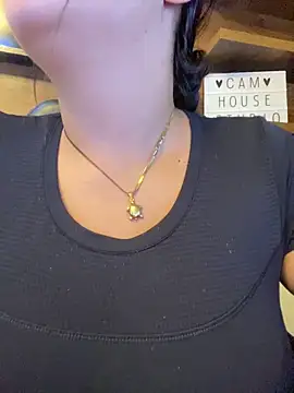 emiiross online show from May 2026 02:18:01 AM