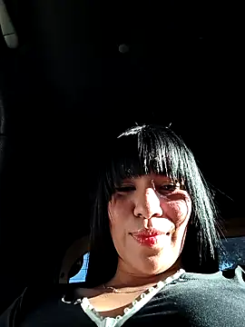 Snapshot of MonserratJons01 chatting on March 2026 10:14:01 PM MonserratJons01 online show from March 2026 10:14:01 PM