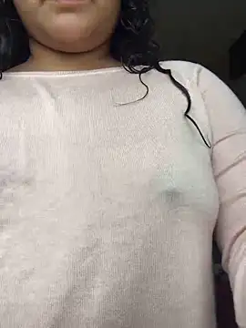 Snapshot of camilavixen20 chatting on April 2026 05:35:01 PM camilavixen20 online show from April 2026 05:35:01 PM