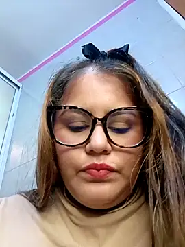 Bonny rousse01 online show from April 2026 01:41:02 PM