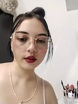 veleria allurin online show from July 2026 02:42:02 AM