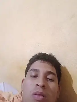 alee28728 online show from June 2026 05:36:02 AM