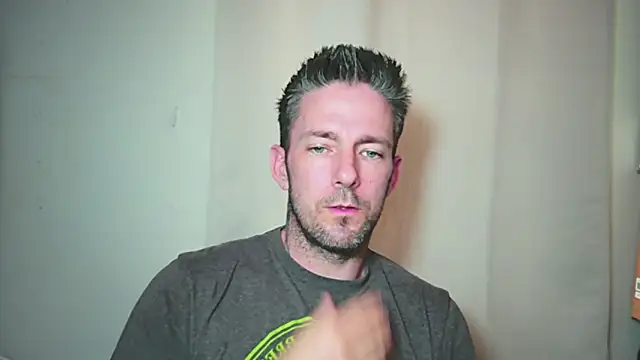 SkylarrGrey online show from May 2026 01:19:01 PM
