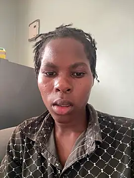 Snapshot of vvhffrd chatting on March 2026 12:43:02 PM vvhffrd online show from March 2026 12:43:02 PM