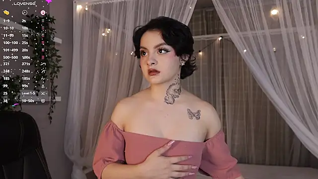  EmilyRouge  online show from June 2026 04:04:01 AM