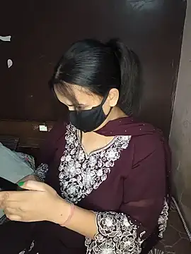 REENA-STRIP online show from May 2026 05:19:02 PM