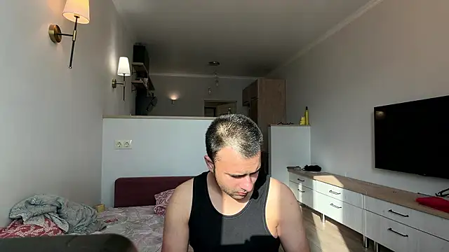 Snapshot of Daniel_ice chatting on March 2026 01:33:01 PM Daniel ice online show from March 2026 01:33:01 PM