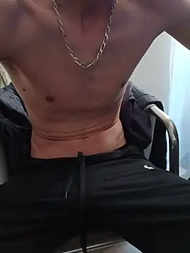 Snapshot of Skinboy06 chatting on June 2026 09:13:01 AM Skinboy06 online show from June 2026 09:13:01 AM