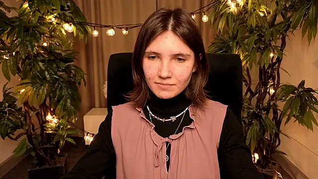 Snapshot of CarmenPhillips chatting on March 2026 11:15:02 AM CarmenPhillips online show from March 2026 11:15:02 AM