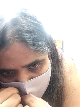 MoonlightMira online show from June 2026 05:56:02 PM