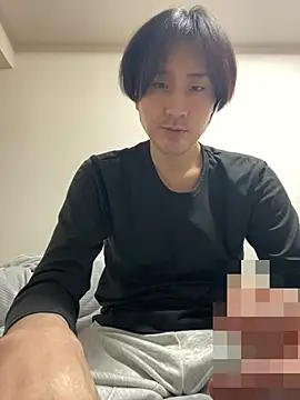 Snapshot of youta200 chatting on April 2026 01:25:02 PM youta200 online show from April 2026 01:25:02 PM