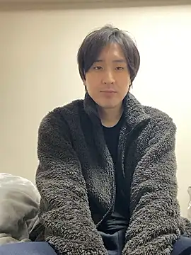 Snapshot of youta200 chatting on April 2026 01:32:02 PM youta200 online show from April 2026 01:32:02 PM