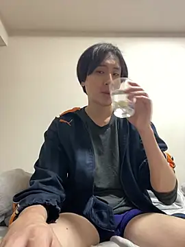 Snapshot of youta200 chatting on April 2026 03:53:01 PM youta200 online show from April 2026 03:53:01 PM