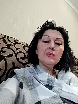 HelgaDennis online show from May 2026 12:32:01 PM