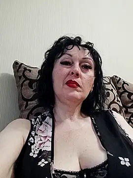 HelgaDennis online show from May 2026 04:26:02 PM