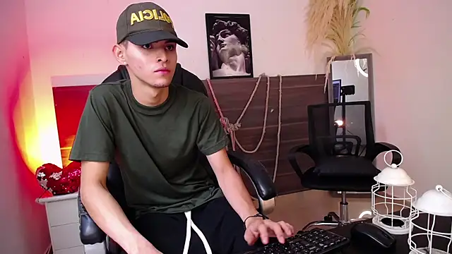 your d0ll1 online show from July 2026 08:28:02 PM