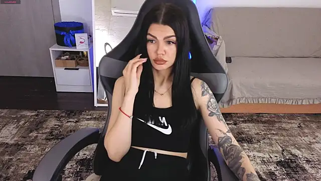 Snapshot of AnacondaOnn chatting on May 2026 06:40:02 AM AnacondaOnn online show from May 2026 06:40:02 AM