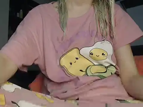 MessyQueen online show from March 2026 08:24:01 PM