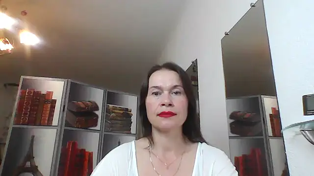 Selena Moo online show from June 2026 08:12:02 AM
