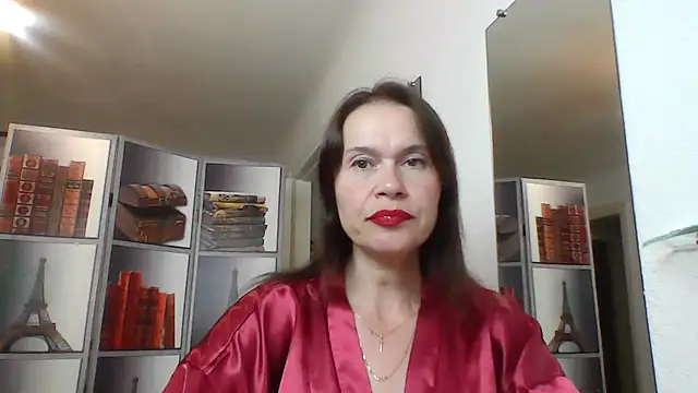 Selena Moo online show from June 2026 03:16:01 PM