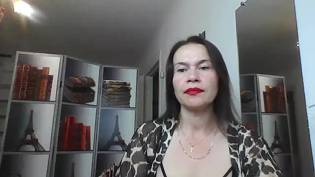 Selena Moo online show from July 2026 08:12:01 AM