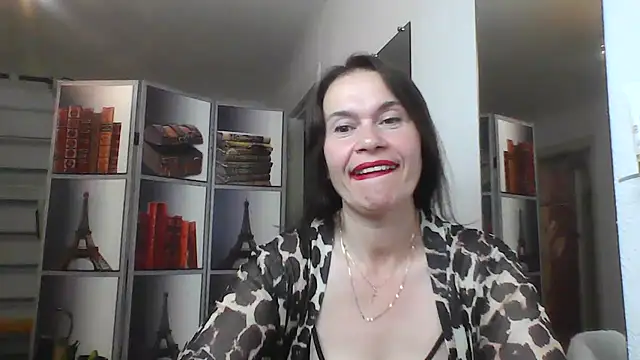 Selena Moo online show from August 2026 08:46:02 AM