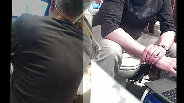 Snapshot of Can_dad chatting on March 2026 01:44:01 AM Can dad online show from March 2026 01:44:01 AM