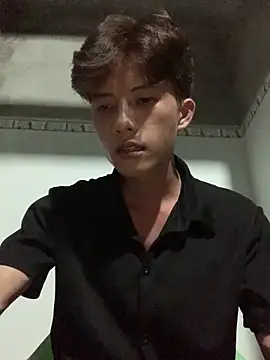 Nguyencuong1999 online show from May 2026 01:52:02 PM