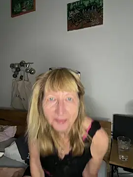 MatureKim online show from May 2026 06:49:02 PM