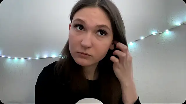 Juliajuicecam online show from April 2026 09:59:01 AM