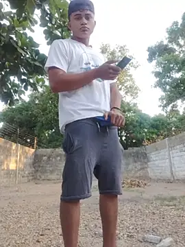 HOTRAINYGOLDEN online show from March 2026 11:14:01 AM