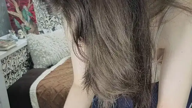 Eva Ange online show from June 2026 05:03:02 PM