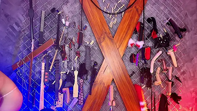 Mistress lexi bdsm online show from June 2026 07:16:01 PM