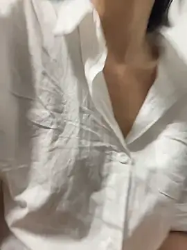 lilysister66 online show from June 2026 05:00:01 PM