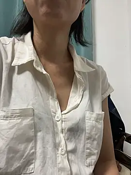 lilysister66 online show from July 2026 05:06:02 PM
